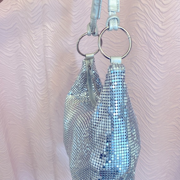 Metallic Sequined hobo style shoulder bag - Picture 6 of 8